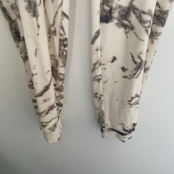 Soma Weekend Velvet Pajamas Set White Gray Marble Womens Size Small - Picture 11 of 13